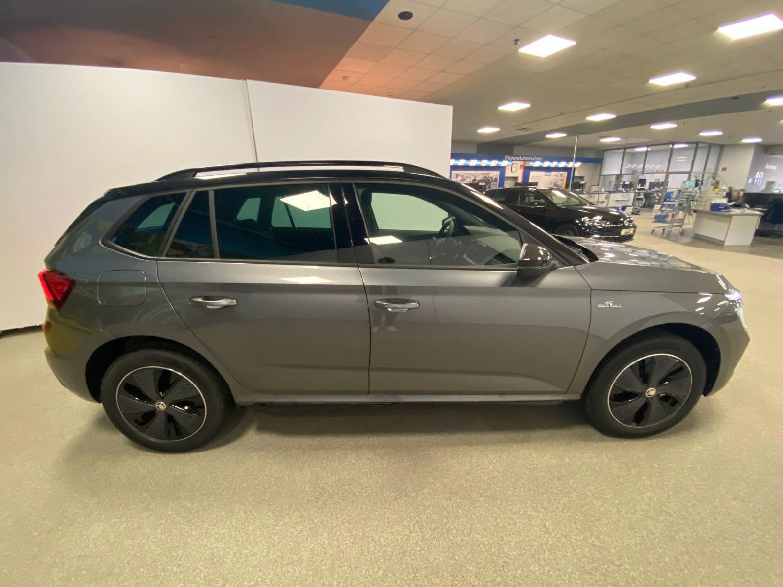 Fahrzeugabbildung SKODA Kamiq 1.5 TSI DSG Monte Carlo+ACC+MATRIX+KAMERA+