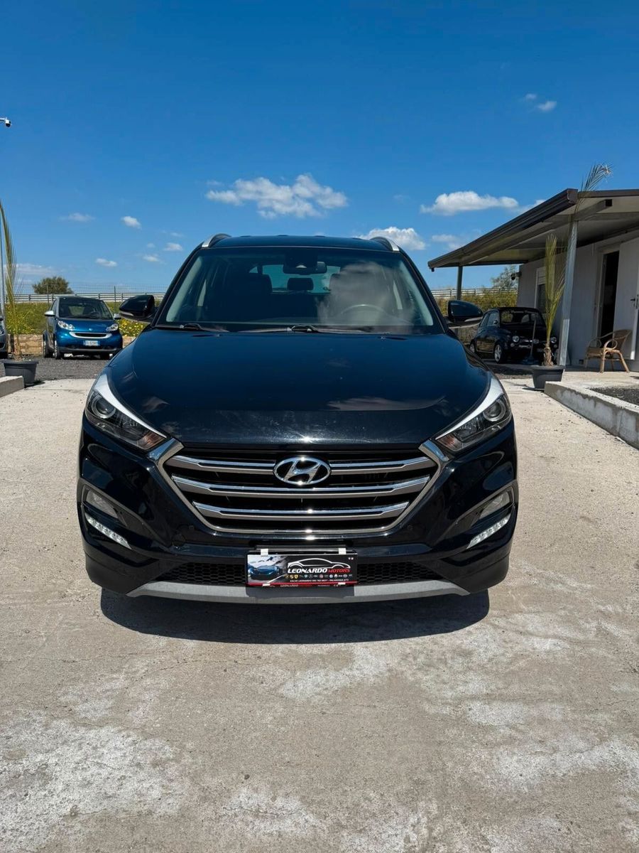 HYUNDAI Tucson