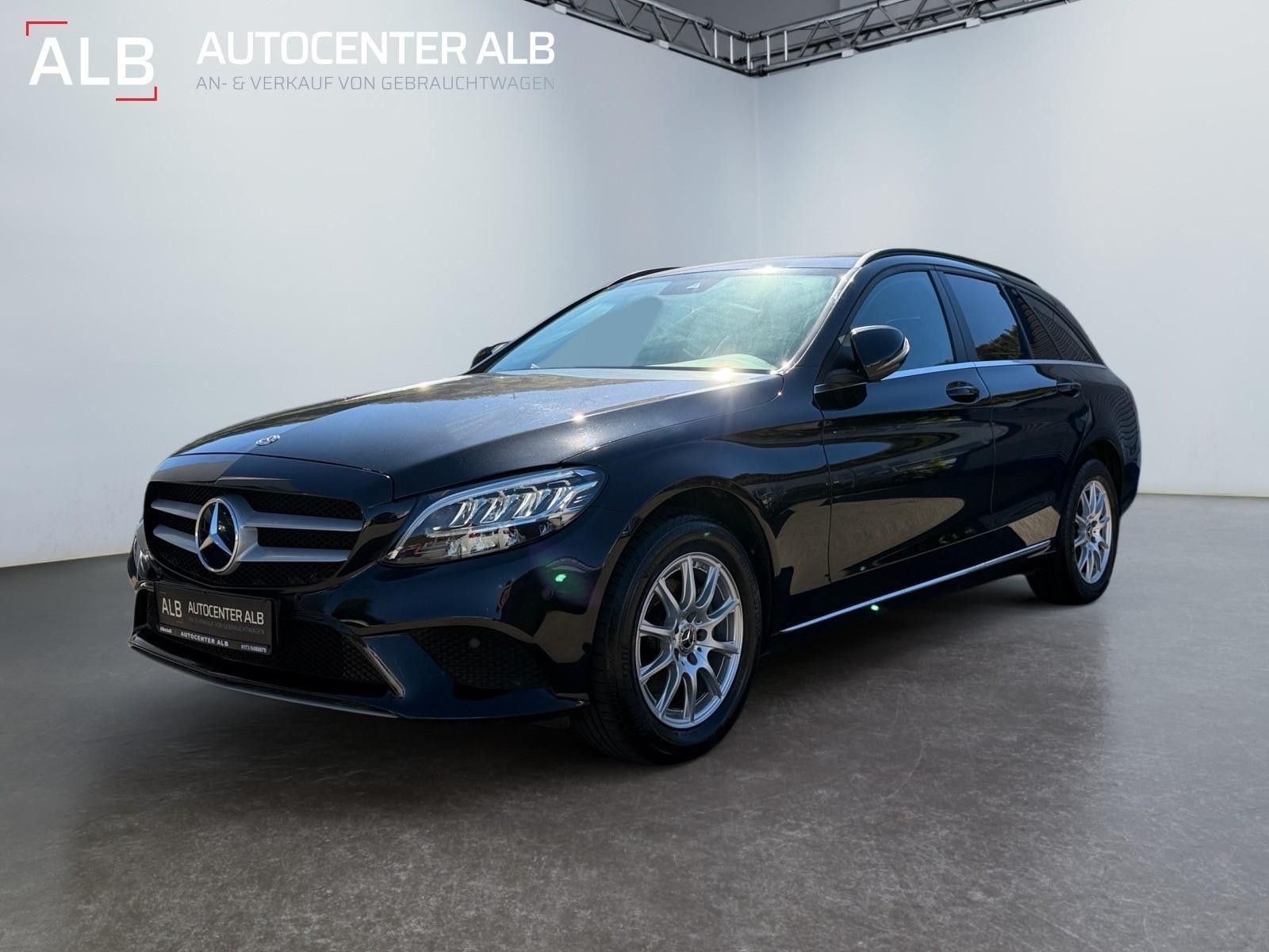 Mercedes-Benz C 200 d/AUTOMATIK/DISTRONIC/LED/NAVI/KAMERA/