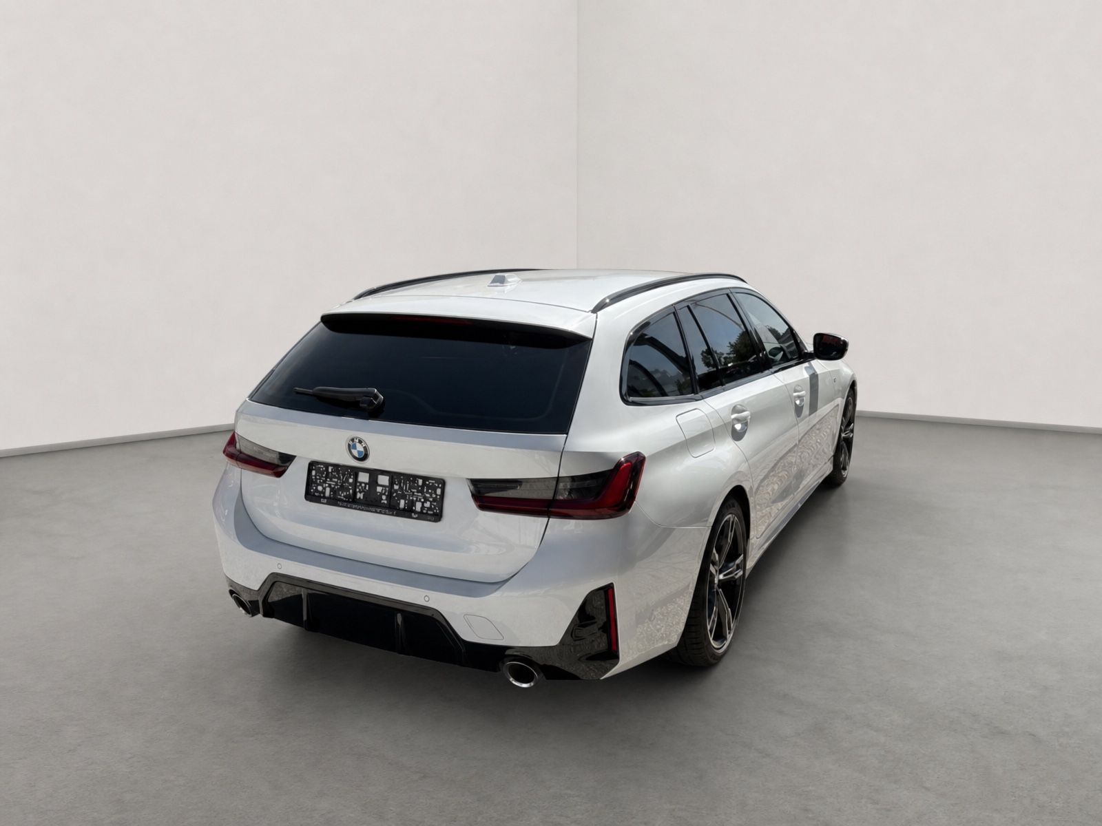 BMW 320 320 d Touring Aut M Sportpaket*LED*HiFI*Kamera*, Ansicht 4