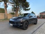 Porsche Cayenne Diesel TÜV NEU Garantie - Porsche aus 2011: Schwarz