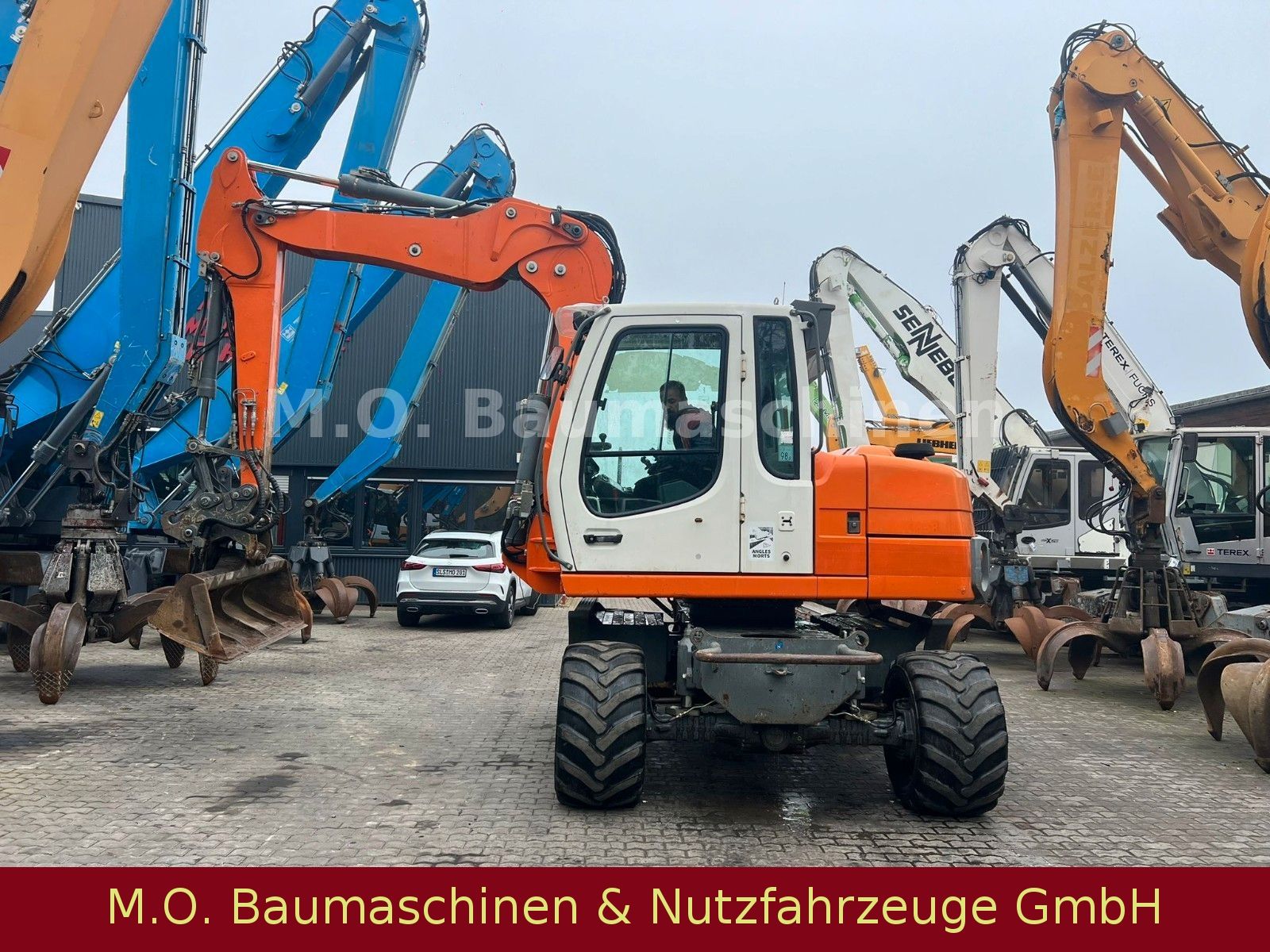 Fahrzeugabbildung Liebherr A 311 Litronic / Hammerleitung / SW / VSA / ZSA