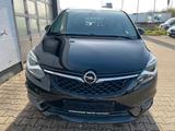 Opel Zafira C Innovation/AUTOM/AHK/7-SITZE/SHZ/KAMERA - Opel Zafira Innovation mit Benzin-Antrieb