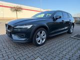 Volvo V60 D4 Cross Country Pro AWD RADAR+F-LED+h/k+CAM - Volvo V60 Cross Country Gebrauchtwagen