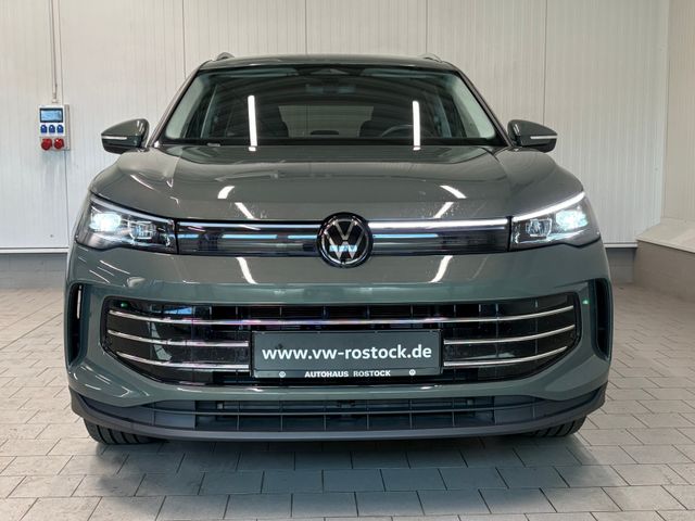 Tiguan Elegance 2.0 TDI DSG ACC LED SHZ