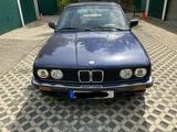 BMW E30 Cabrio - BMW aus 1990: E30