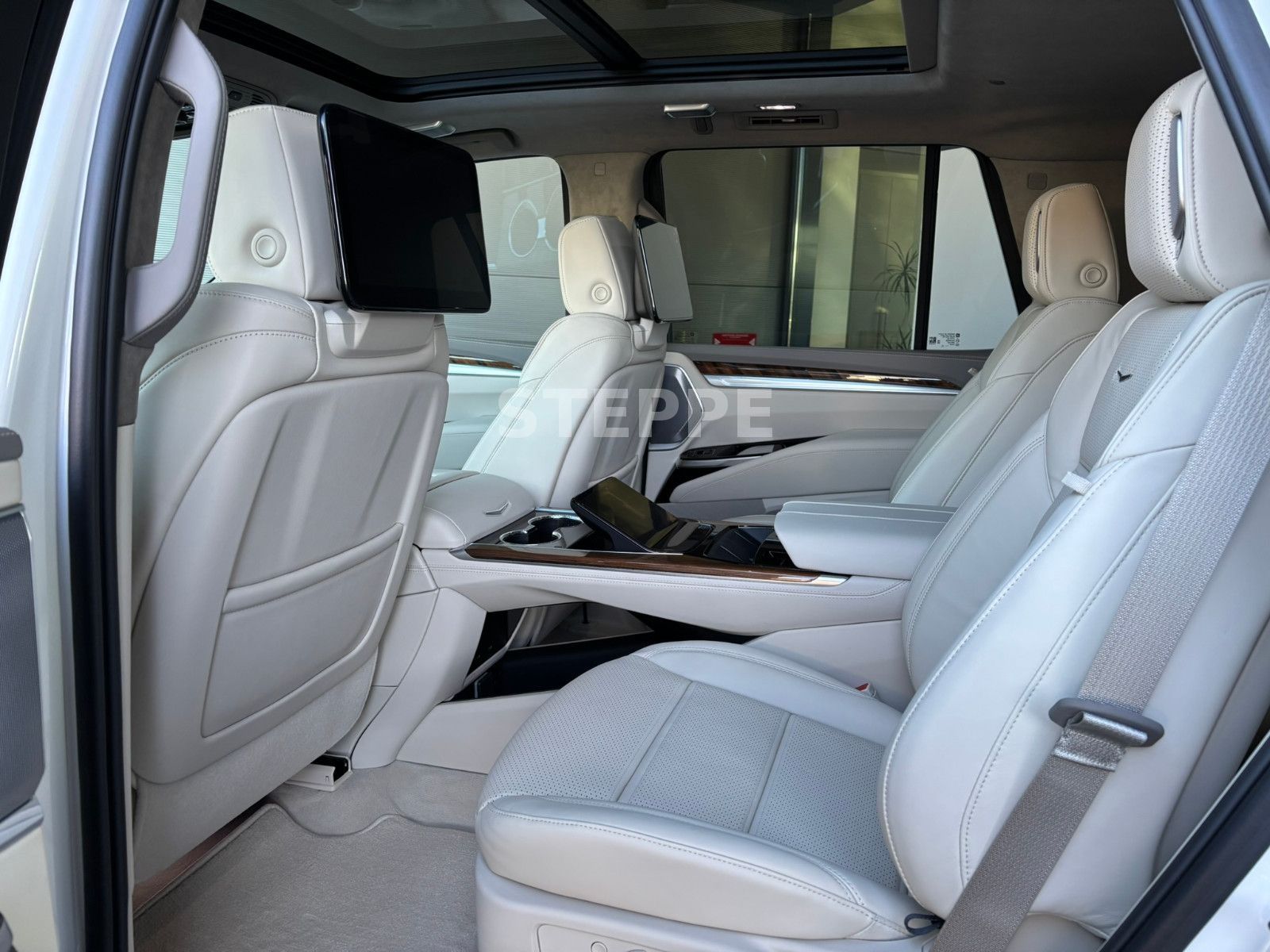 Cadillac Escalade FACELIFT MY26 6.2 V8 Sport Platinum 24"