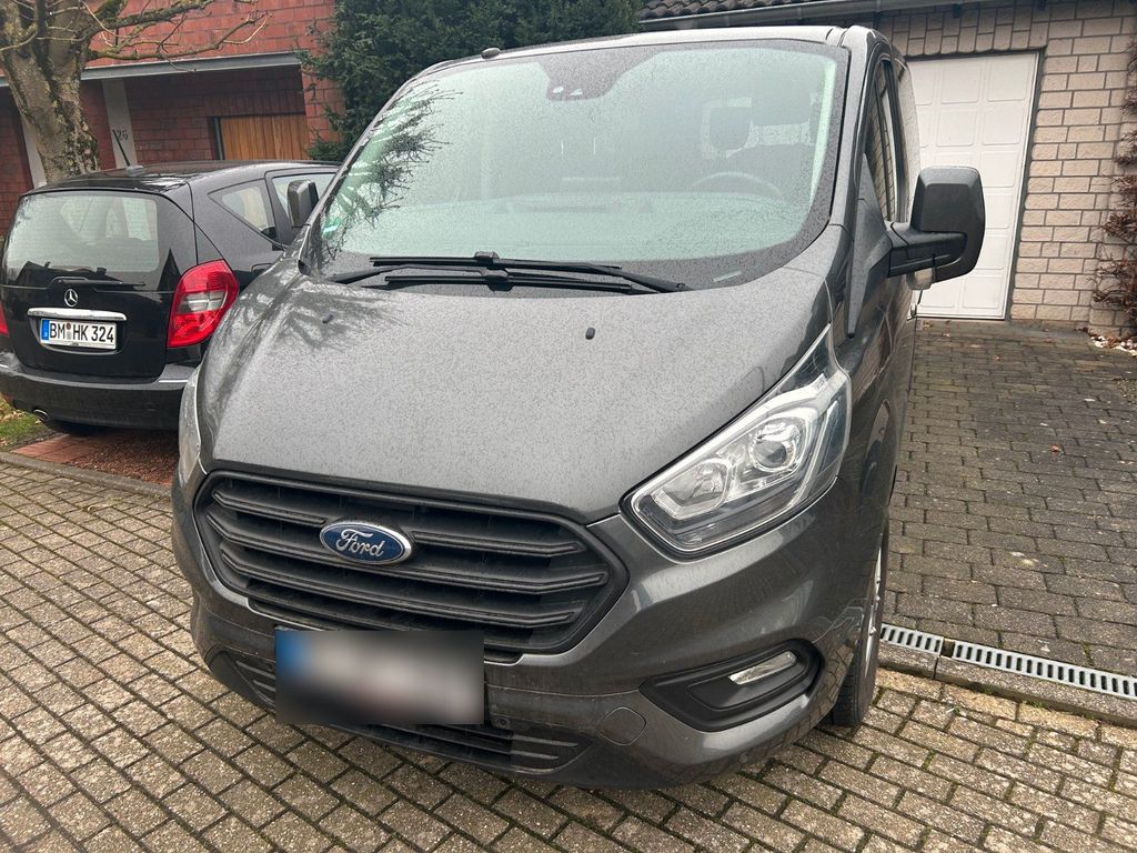 Image of Ford Transit Custom