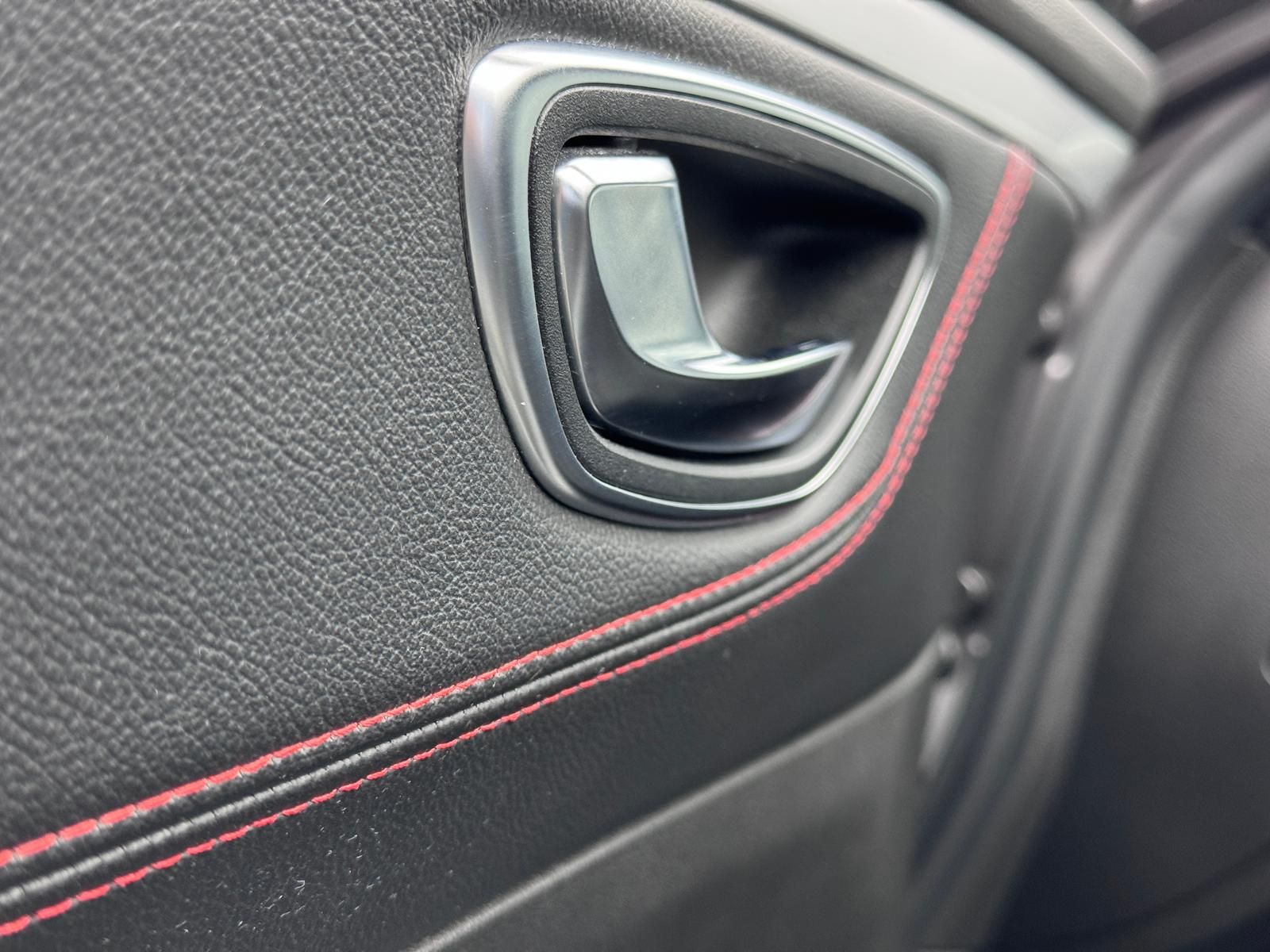 Fahrzeugabbildung Renault LIMITED BLUE dCi 200 EDC/ACC/BOSE/AHK/MASSAGE/DA