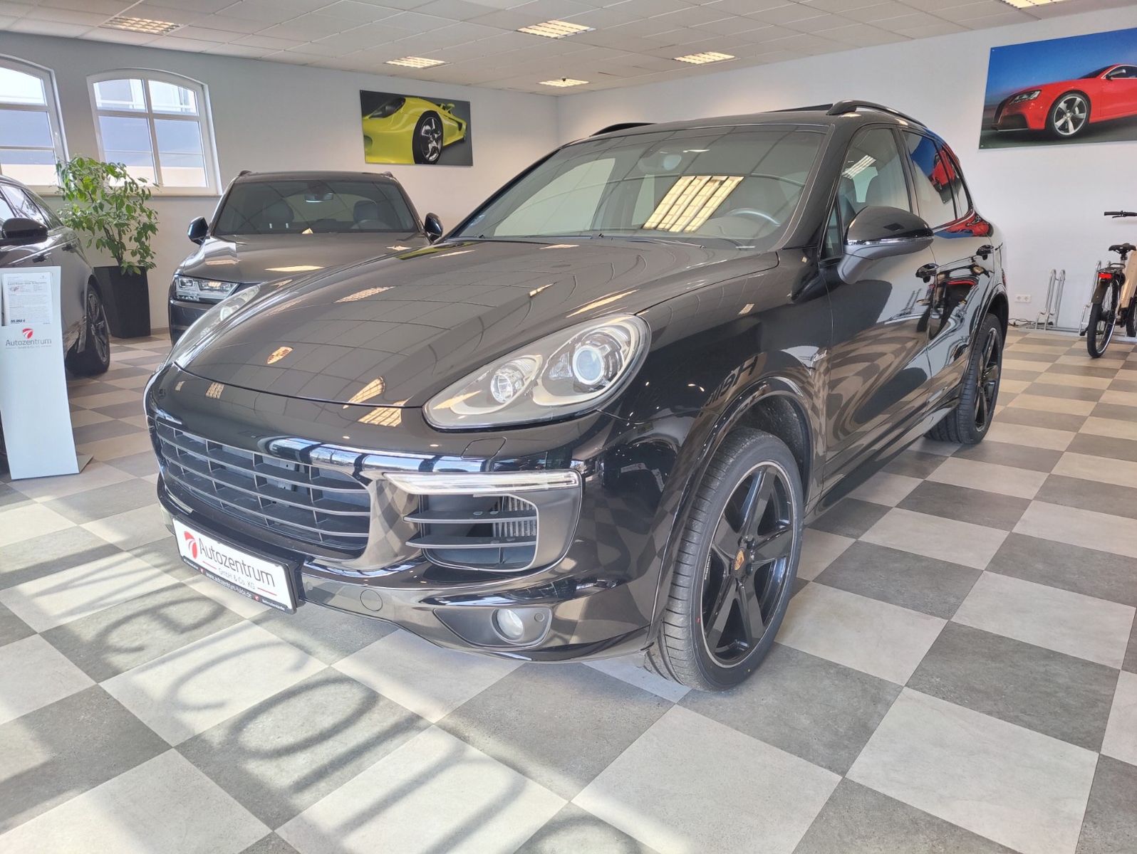 PORSCHE Cayenne