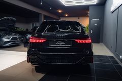 AUDI RS6 Avant*HU*PANO*MATRIX*AHK*SH*KERAMIK*360*B&O*