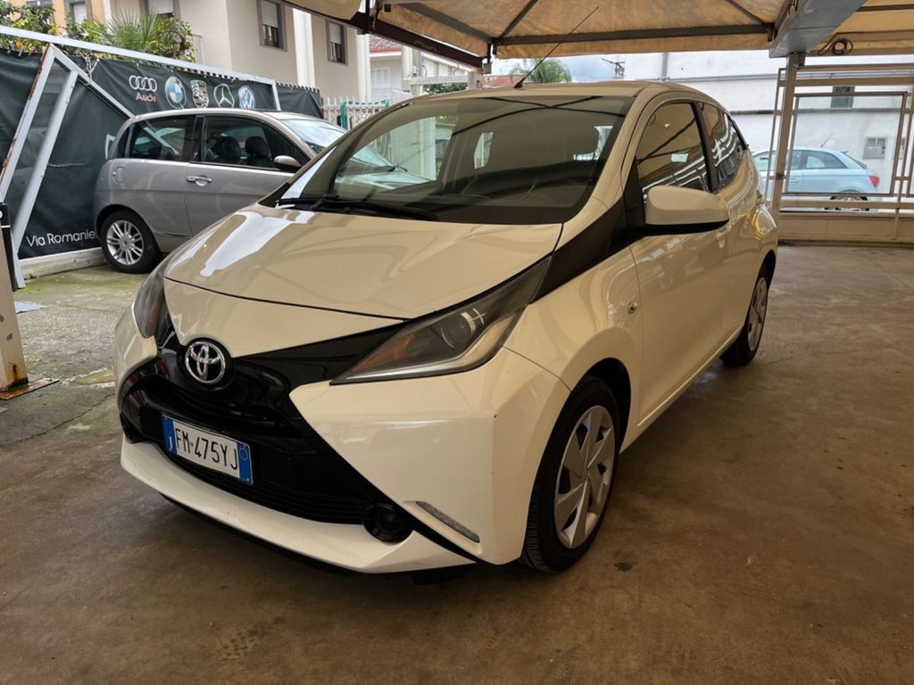 Image of Toyota Aygo (X)