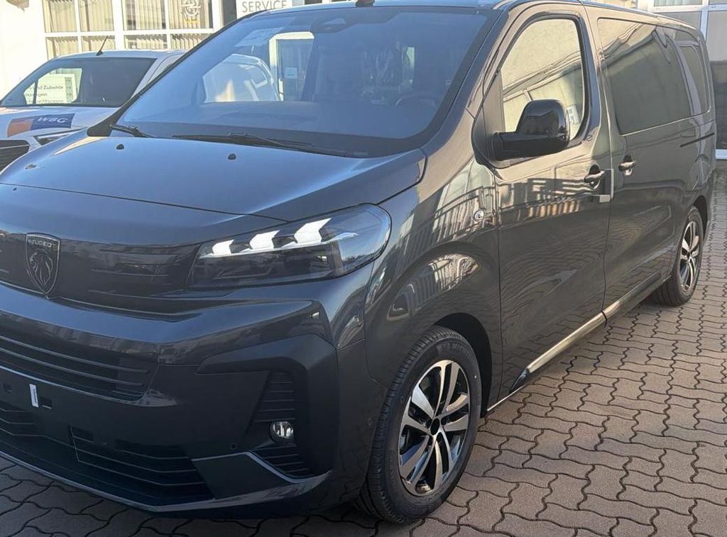 Peugeot Traveller