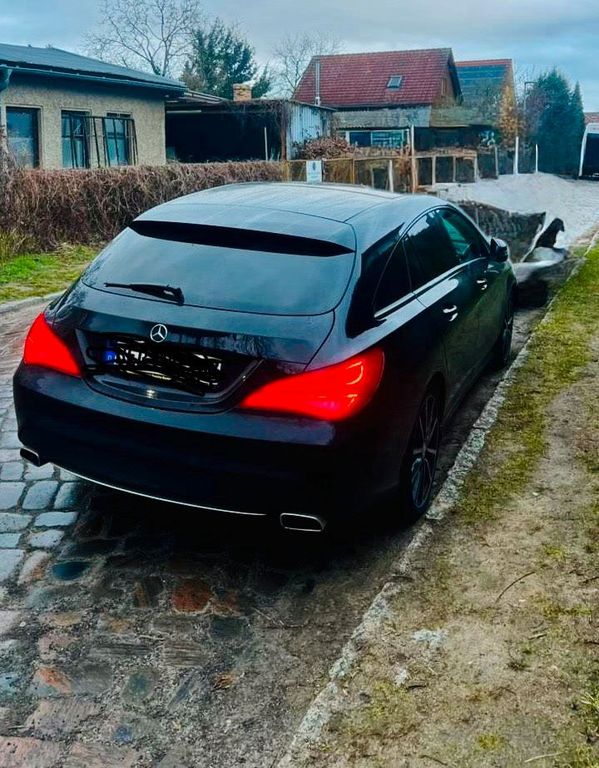 Image of Mercedes-Benz CLA 220