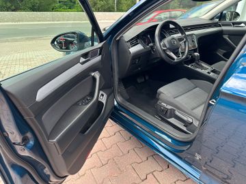 Bild 8 VW Passat Lim. *DGS*PANOdach*Masagesitz*