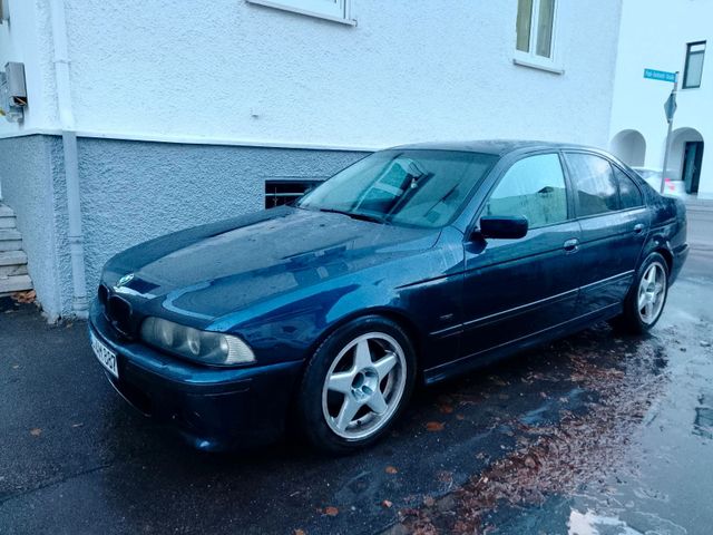 BMW e39 525 i m packet