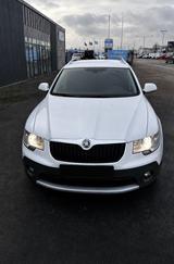 Skoda Superb 2.0 TDI 4x4 Scout 2013  - Skoda aus 2012: Scout