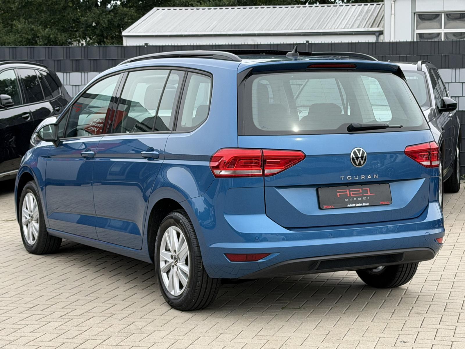 Volkswagen Touran Comfortline Pano ACC Familypaket LED, миниатюра 6