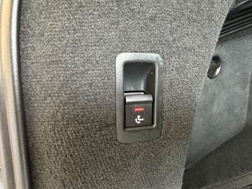 MYAUTOCENTER – Gebraucht- und Jahreswagen mit Werkstattservice in Pfaffenhofen Audi A6 Avant 40 TDI *Keyless*HeadUP*