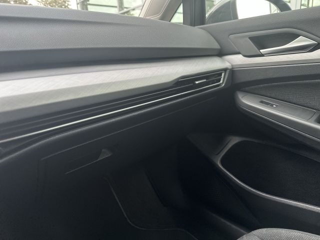 Golf VIII Variant 2.0 TDI DSG Life NAVI BUSINESS