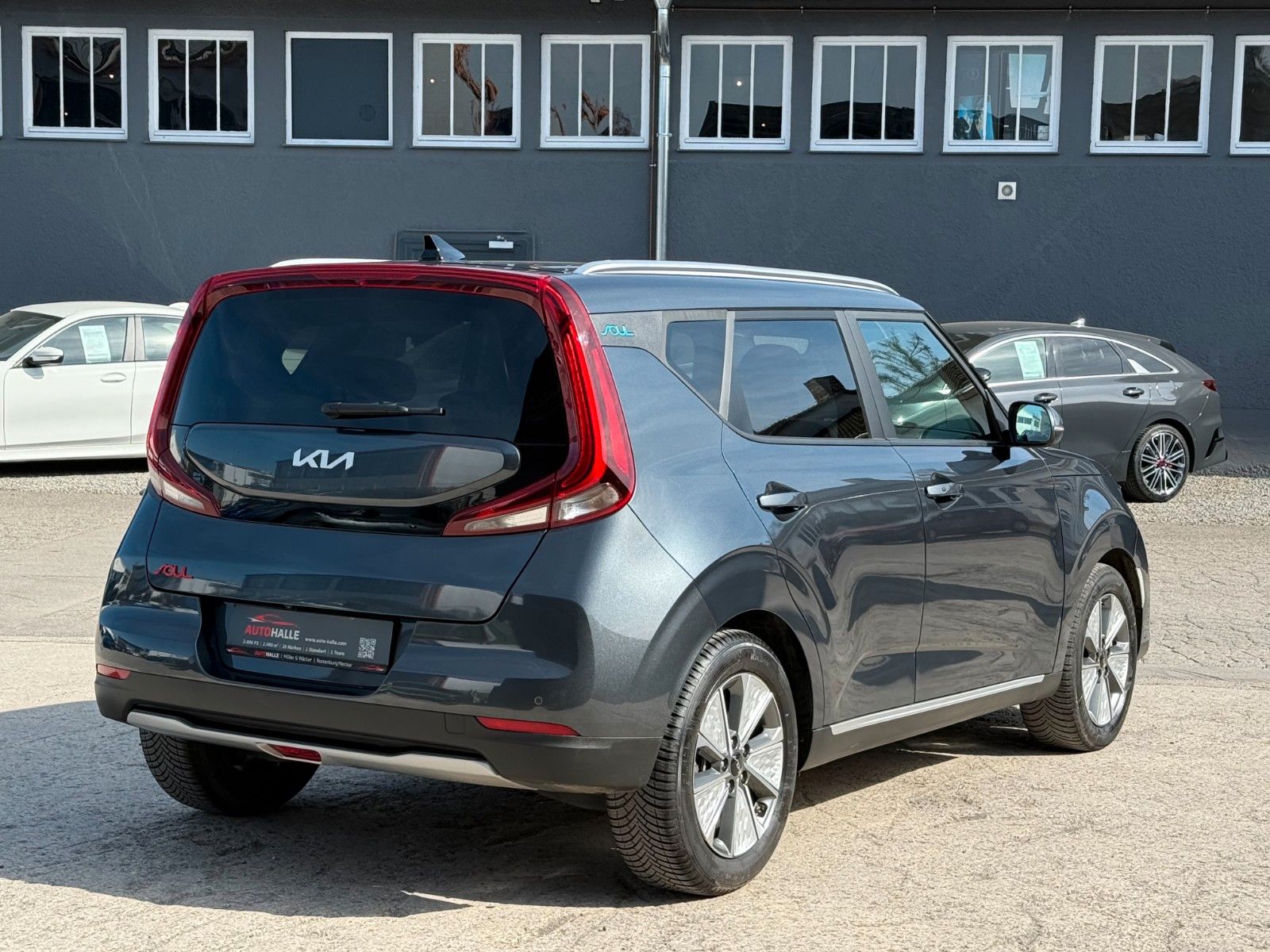 Fahrzeugabbildung Kia e-Soul 64 kWh Vision H&K Kam Navi Temp LKAS LHZ