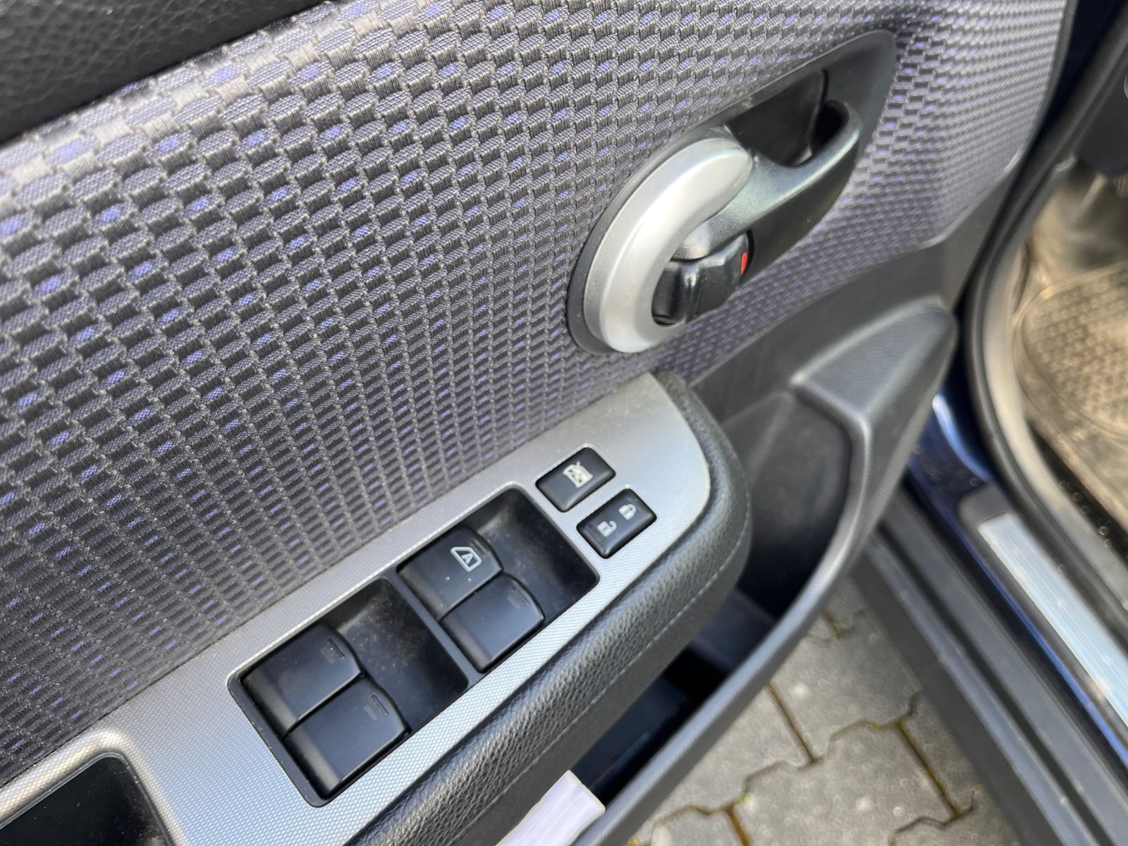 Fahrzeugabbildung Nissan Tiida Tekna KLIMA ALU
