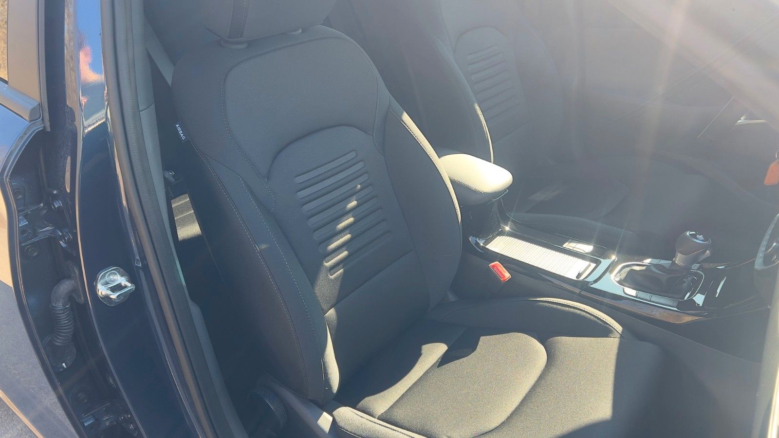 Fahrzeugabbildung Hyundai i30 1.0 T-GDI Advantage *Navi*CarPlay*RFK*LED*