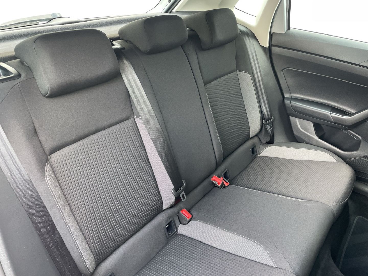 Polo 1.0 TSI Life LED/ACC/Travel/Navi/App-Connec