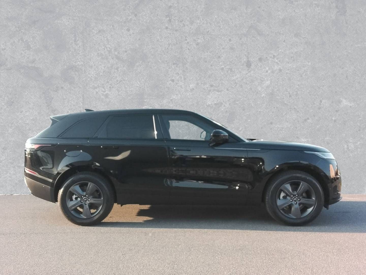 Fahrzeugabbildung Land Rover Range Rover Velar D200 S *Pano*AHK*