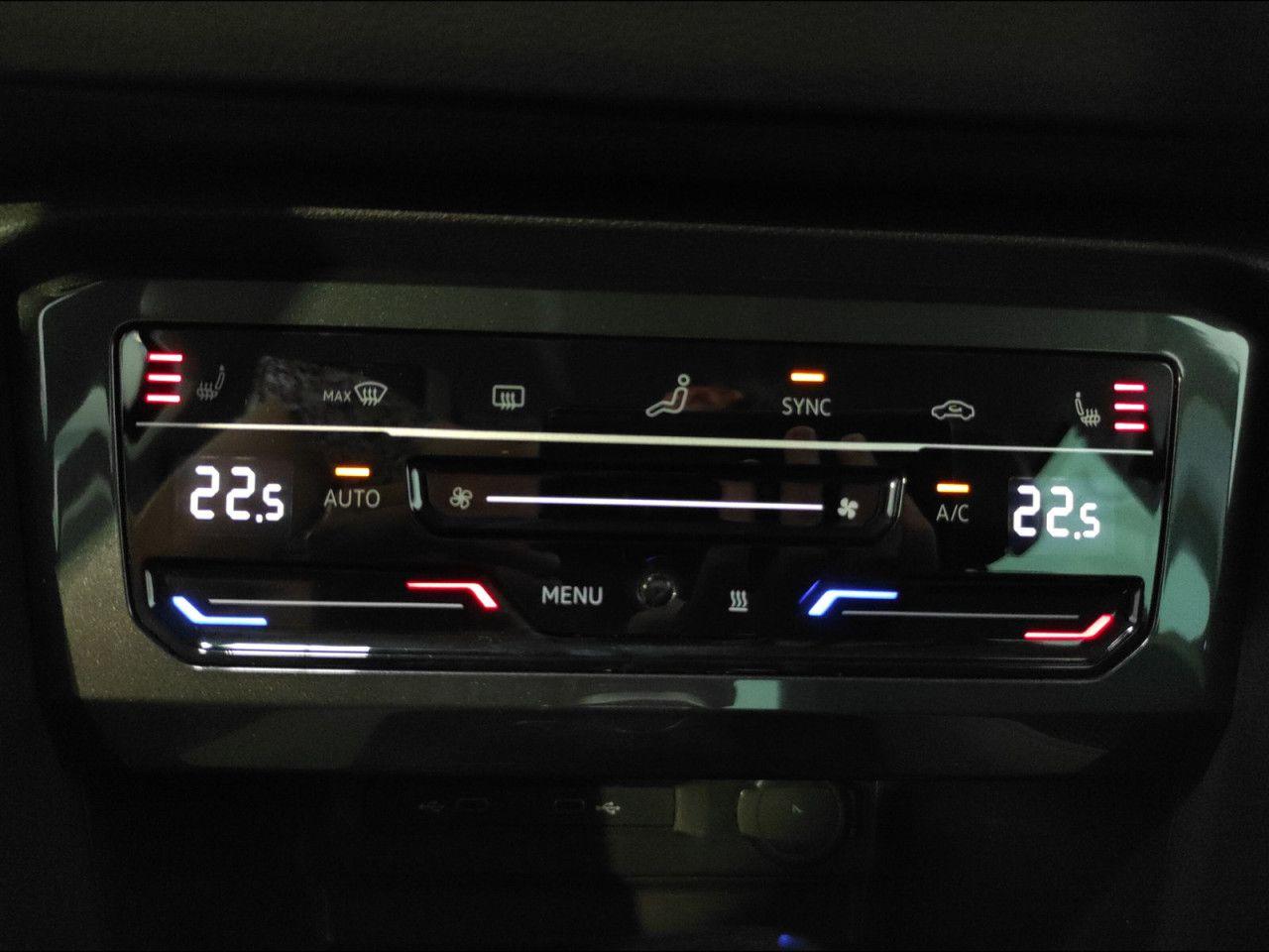 Volkswagen Tiguan Urban Sport 2.0 TDI 4MOTION DSG AHK, миниатюра 11