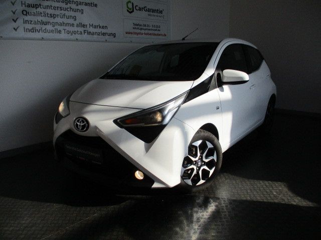 Fahrzeugabbildung Toyota AYGO x-play Team D
