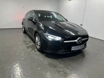 Mercedes CLA 200 Shooting Brake - 2