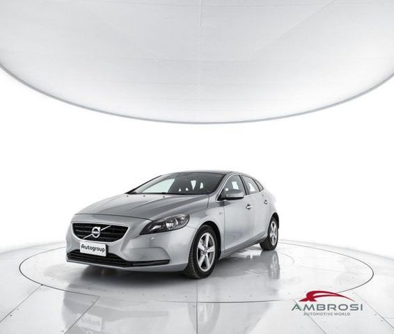 Volvo VOLVO V40 D2 1.6 Momentum- PER OPERATORI DEL SET