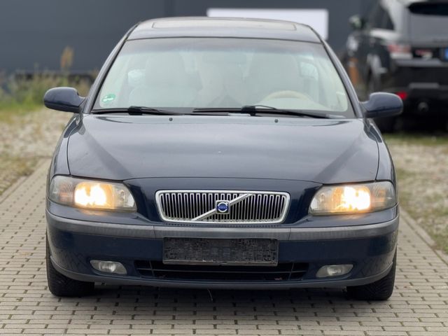 Volvo V70 2.4 Kombi 140PS Automatik Andoid Auto AHK