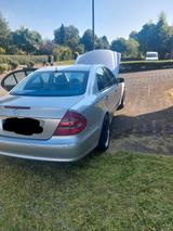 Mercedes-Benz E 320 4MATIC  - Mercedes-Benz E 320 aus 2004: 4matic