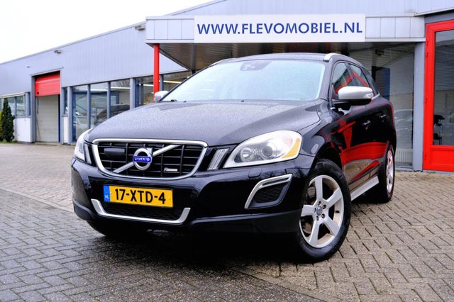 Volvo XC60 2.0 T5 241pk R-Design Pano|Leder|Xenon|Adap