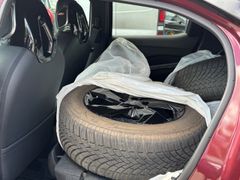 Fahrzeugabbildung Juke N-Design Hybrid 1.6 Leder/8xReifen/Winterpa
