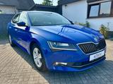 Skoda Superb Automatik Navi Garantie Service Tüv NEU - Skoda Gebrauchtwagen von 2018