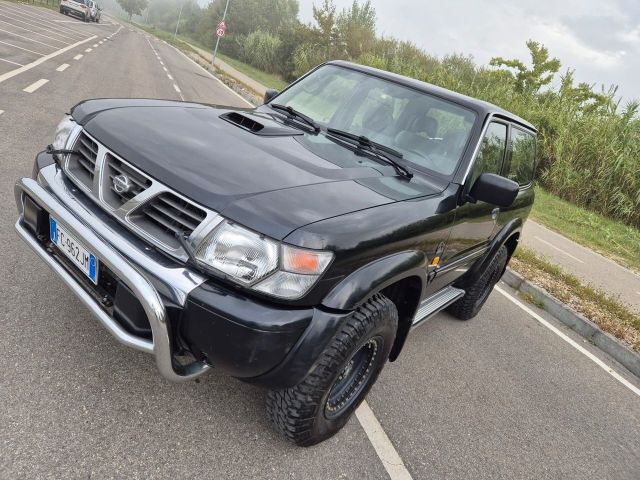 Nissan Patrol GR 3.0 TD Di Luxury Hard Top - 200