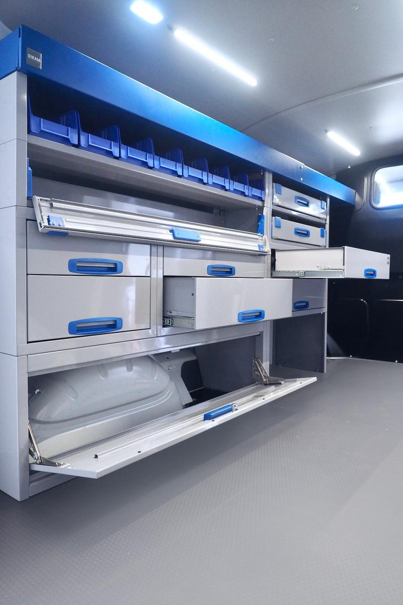 Ford Transit Custom 320 lang MIT FAHRZEUGEINRICHTUNG!