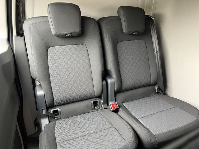 Transporter Kastenwagen mit L-Trennwand 2,0 TDI