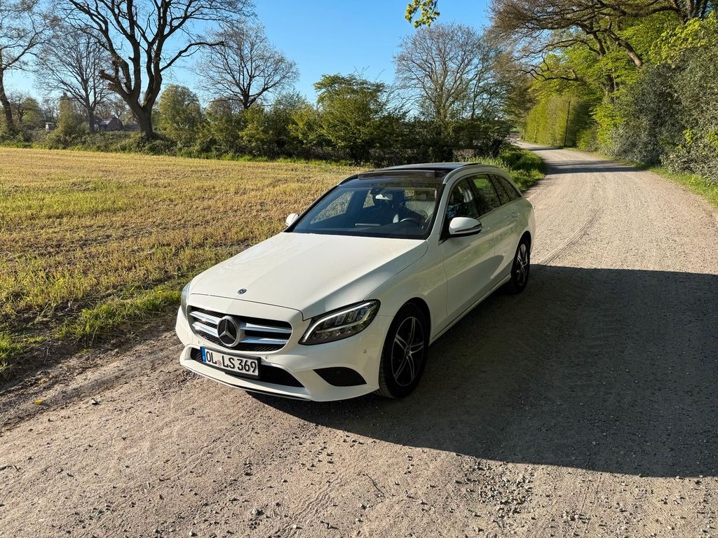 Image of Mercedes-Benz C 200