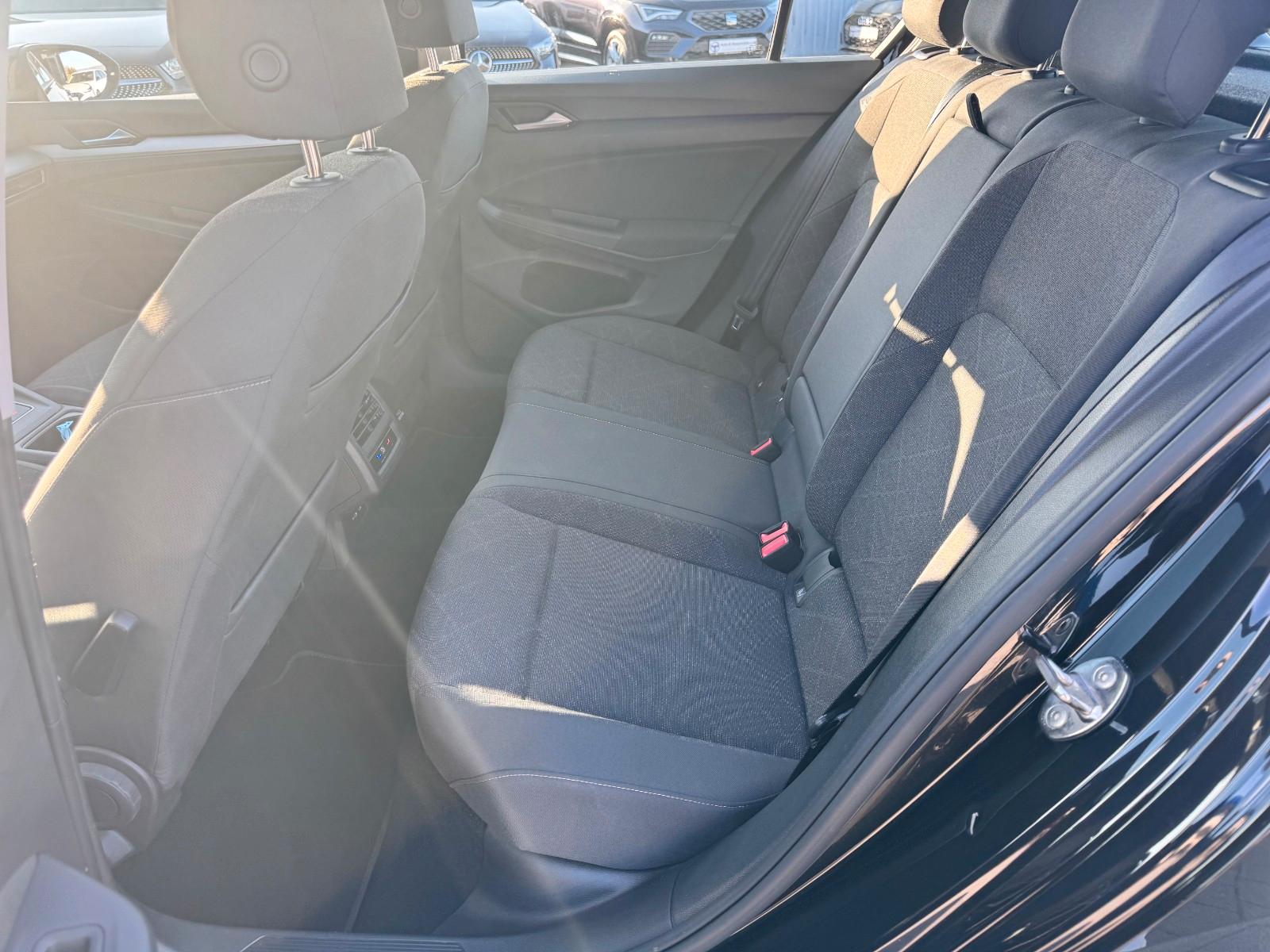 Volkswagen Golf VIII Lim. Life 2.0 TDI /LED/NAVI/AMBIENTE, миниатюра 24