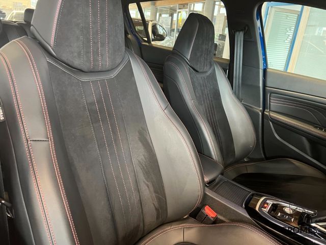 Fahrzeugabbildung Peugeot 308 GT Navi SHZ Komfort Paket PDC