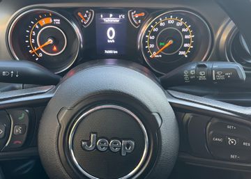 Jeep Wrangler - 11