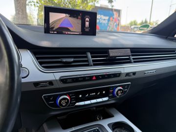 Audi Q7 - 11