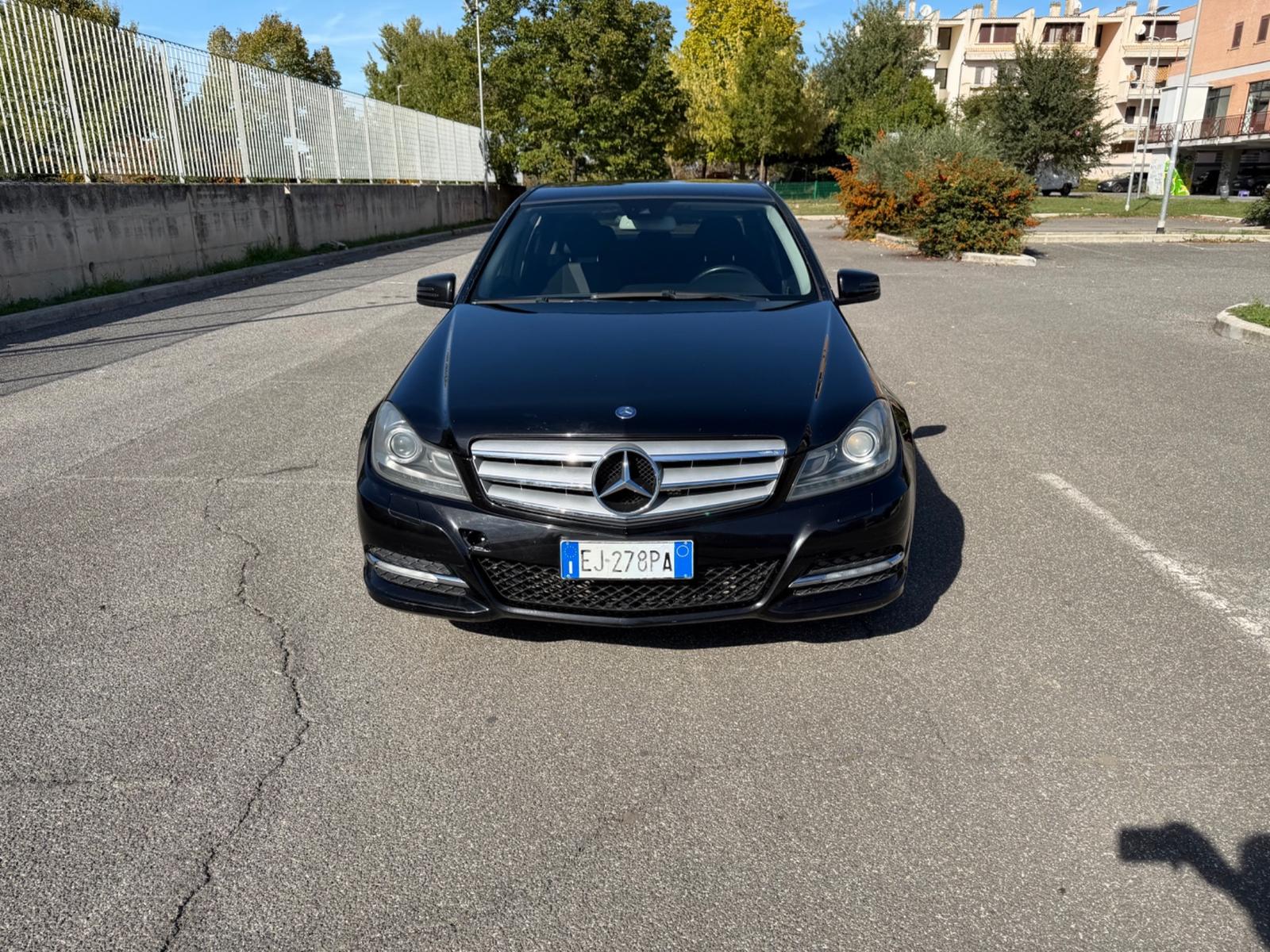 Mercedes-Benz C 220