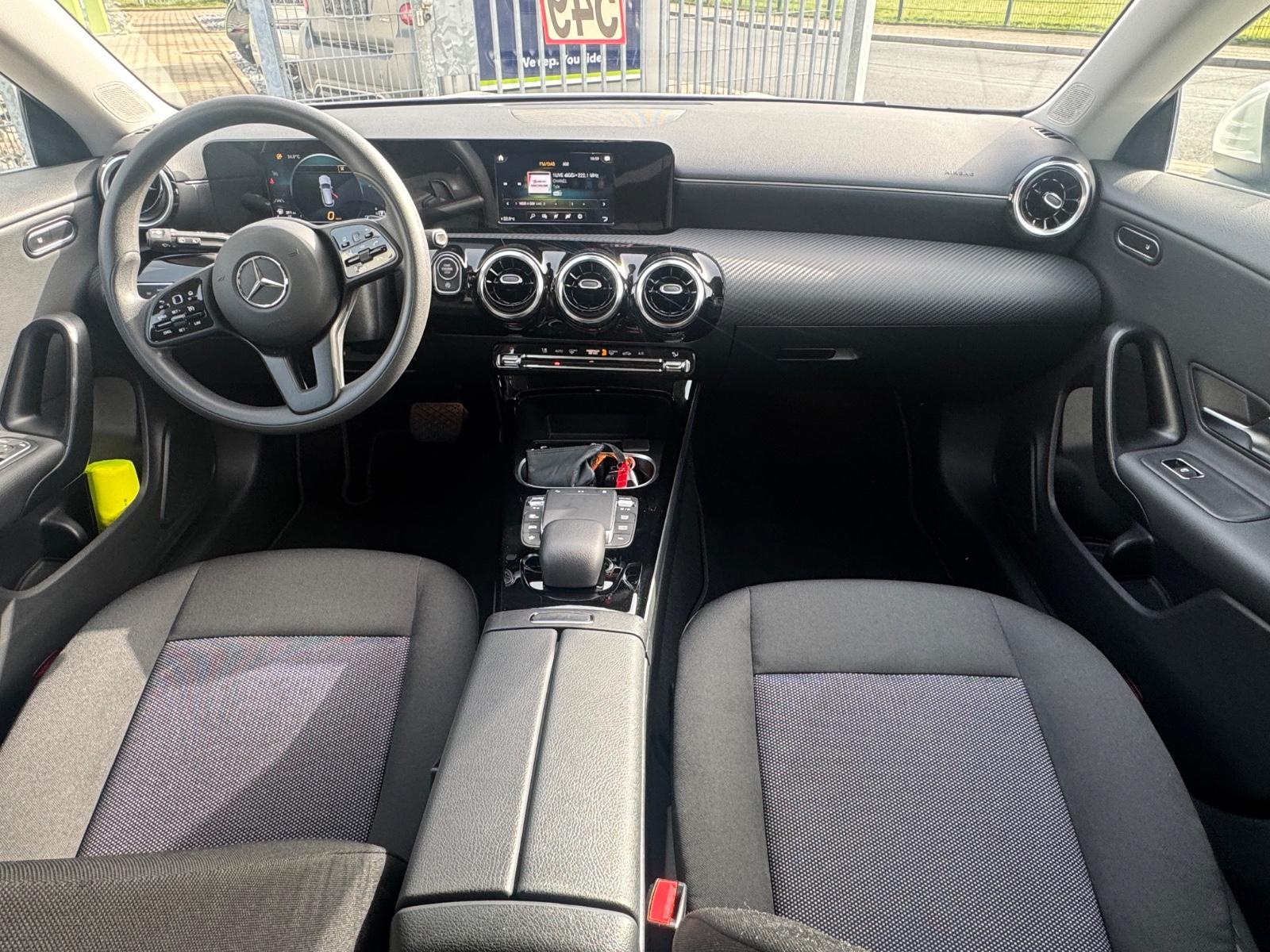 Mercedes-Benz CLA Shooting Brake 200 d LED ALU ́S 1 HAND, миниатюра 13