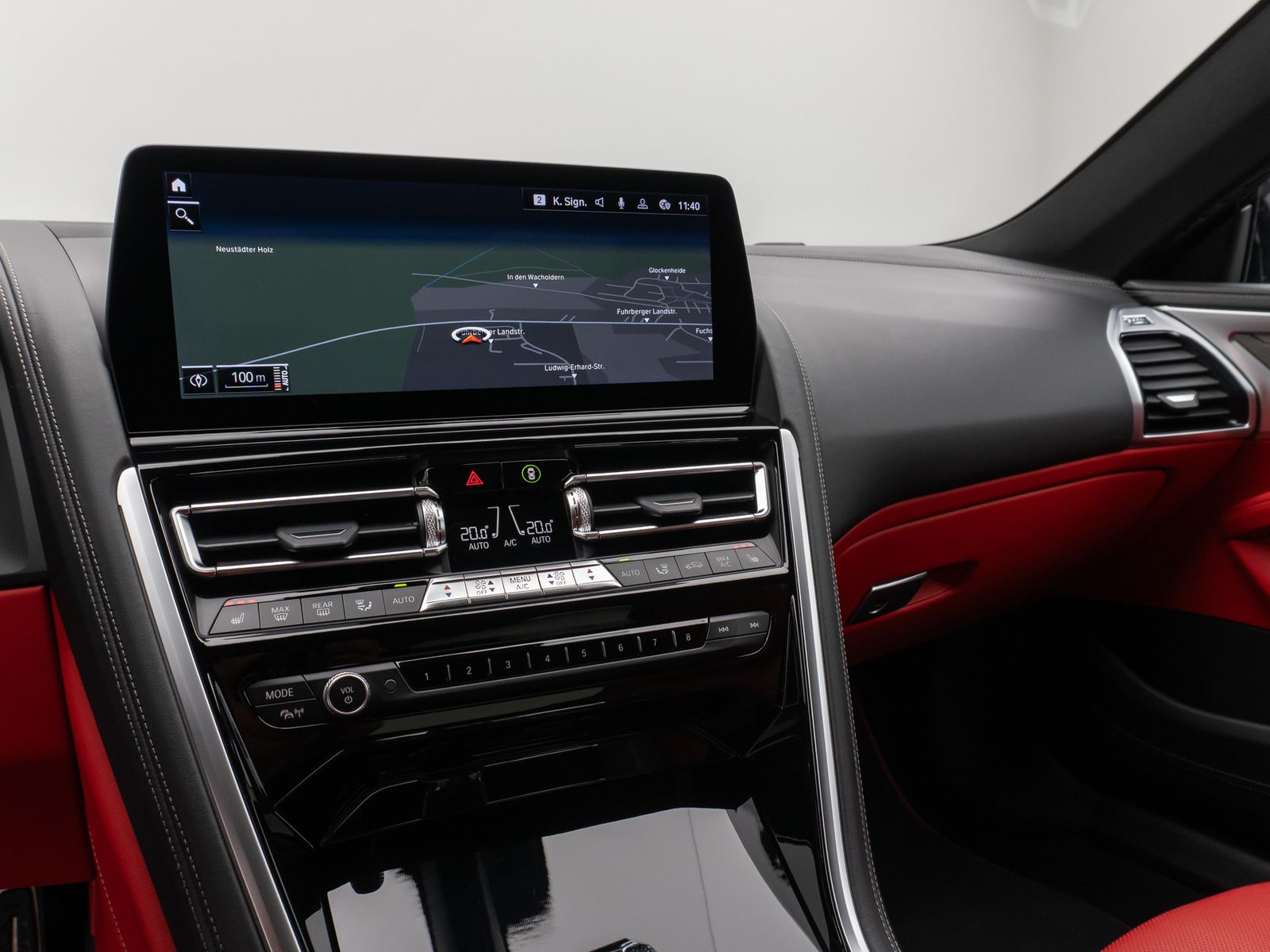 Fahrzeugabbildung BMW M850i xD Coupé 360°Laser HUD SoftCl Komfort 20"