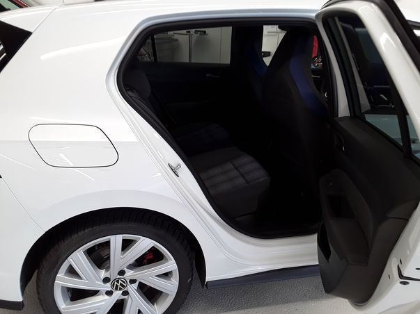 Volkswagen Golf - Bild 7